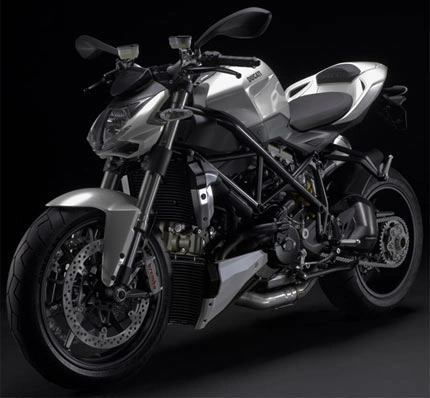 Ducati Streetfighter V2 Karşılaştırma fd7a92bc-2664-404f-85ee-72c54f66c1ec