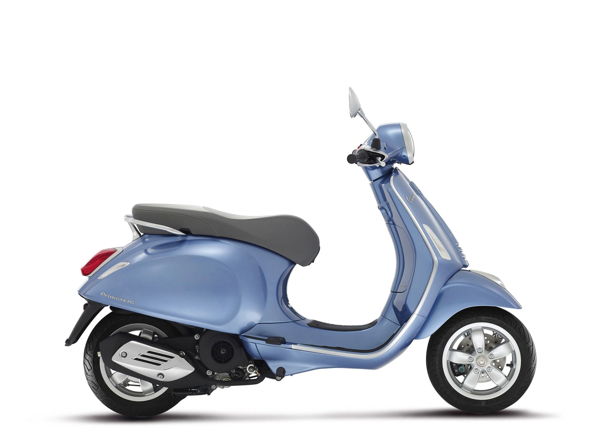 Vespa Primavera 150 Karşılaştırma 068b6ddc-bbdd-4422-a265-dc02aa73e5ce