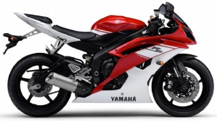 Yamaha YZF R25 Karşılaştırma fc86c171-715a-4c14-8b61-a9e0ec88c152